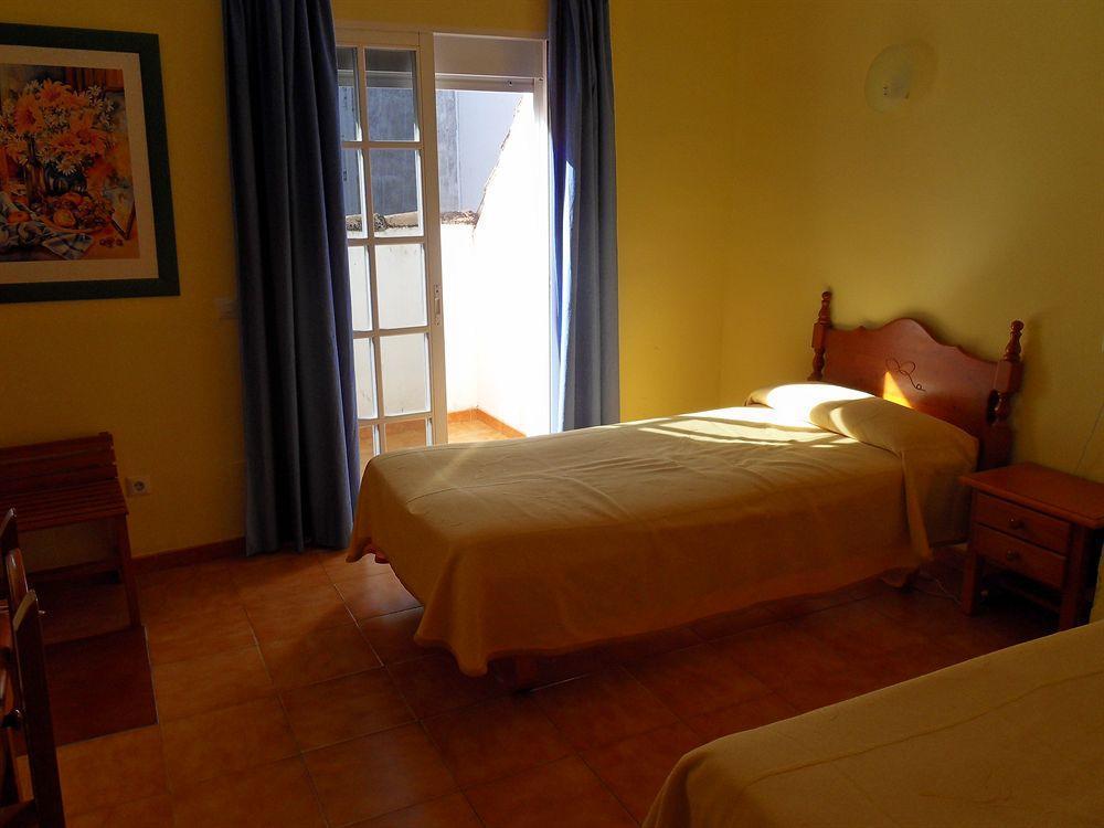 Hotel Marbella Фуэнхирола Экстерьер фото