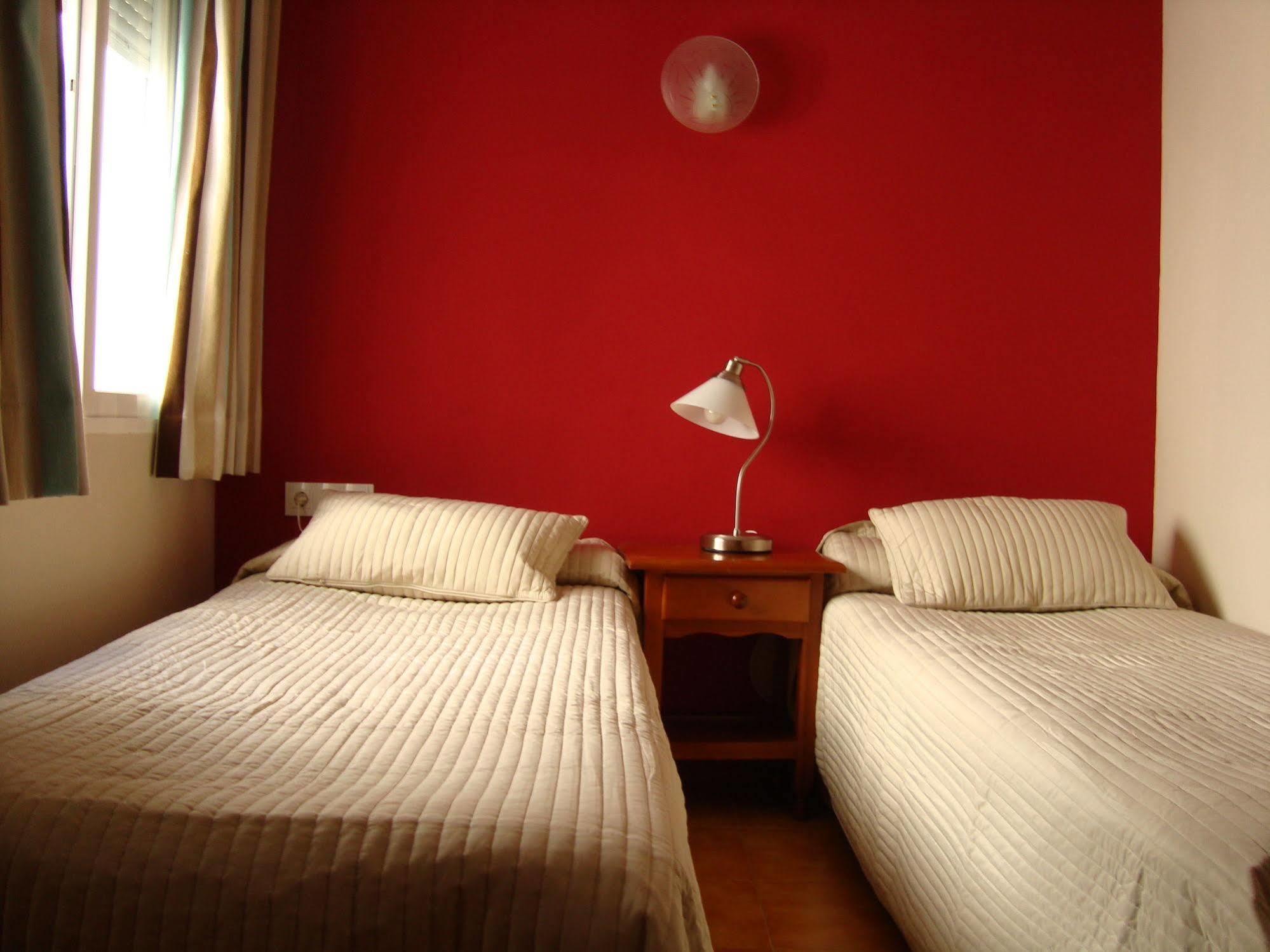 Hotel Marbella Фуэнхирола Экстерьер фото